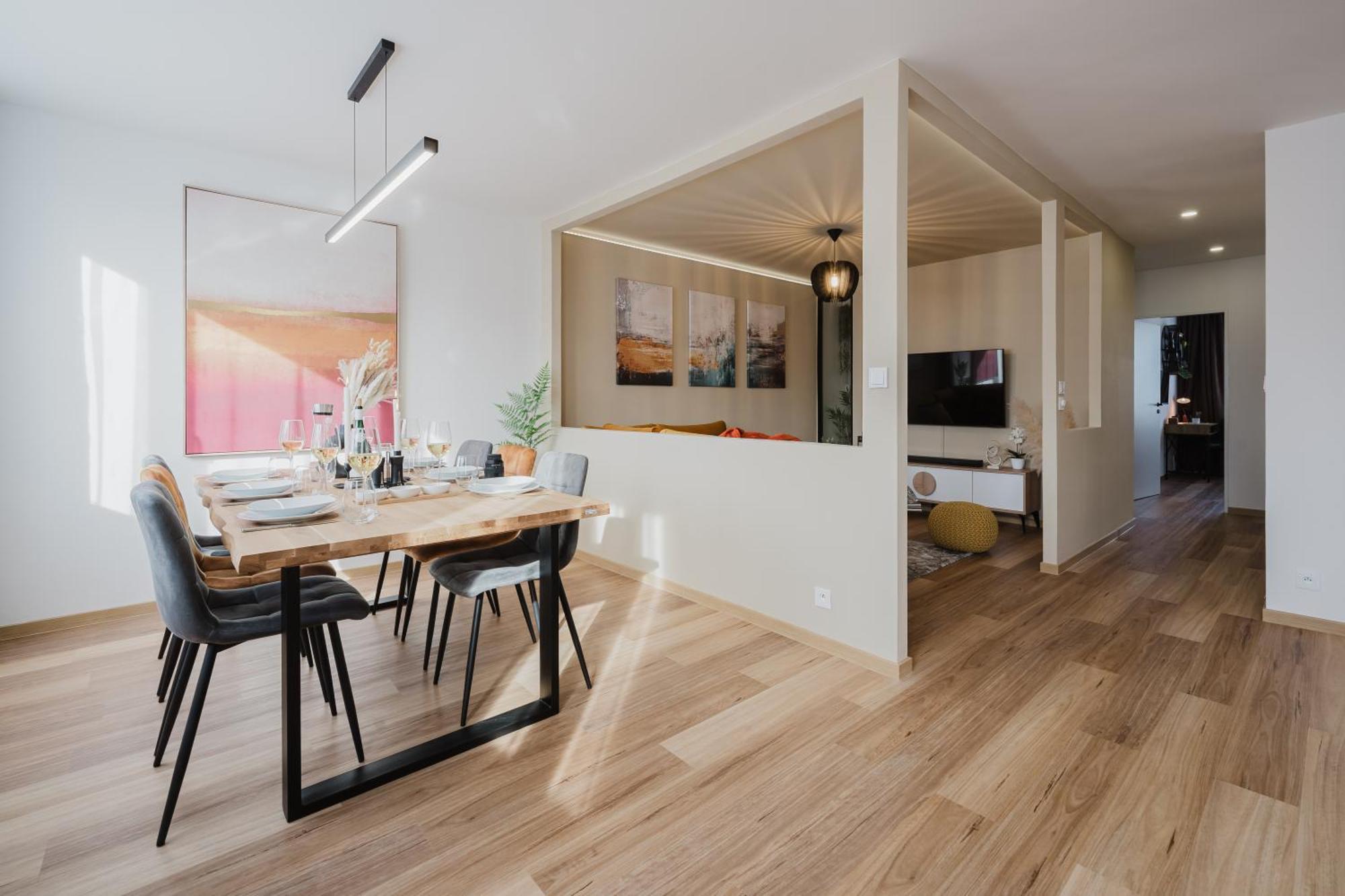 Days - 2bdr - Workspace - 200mbps Wifi Apartment Prague