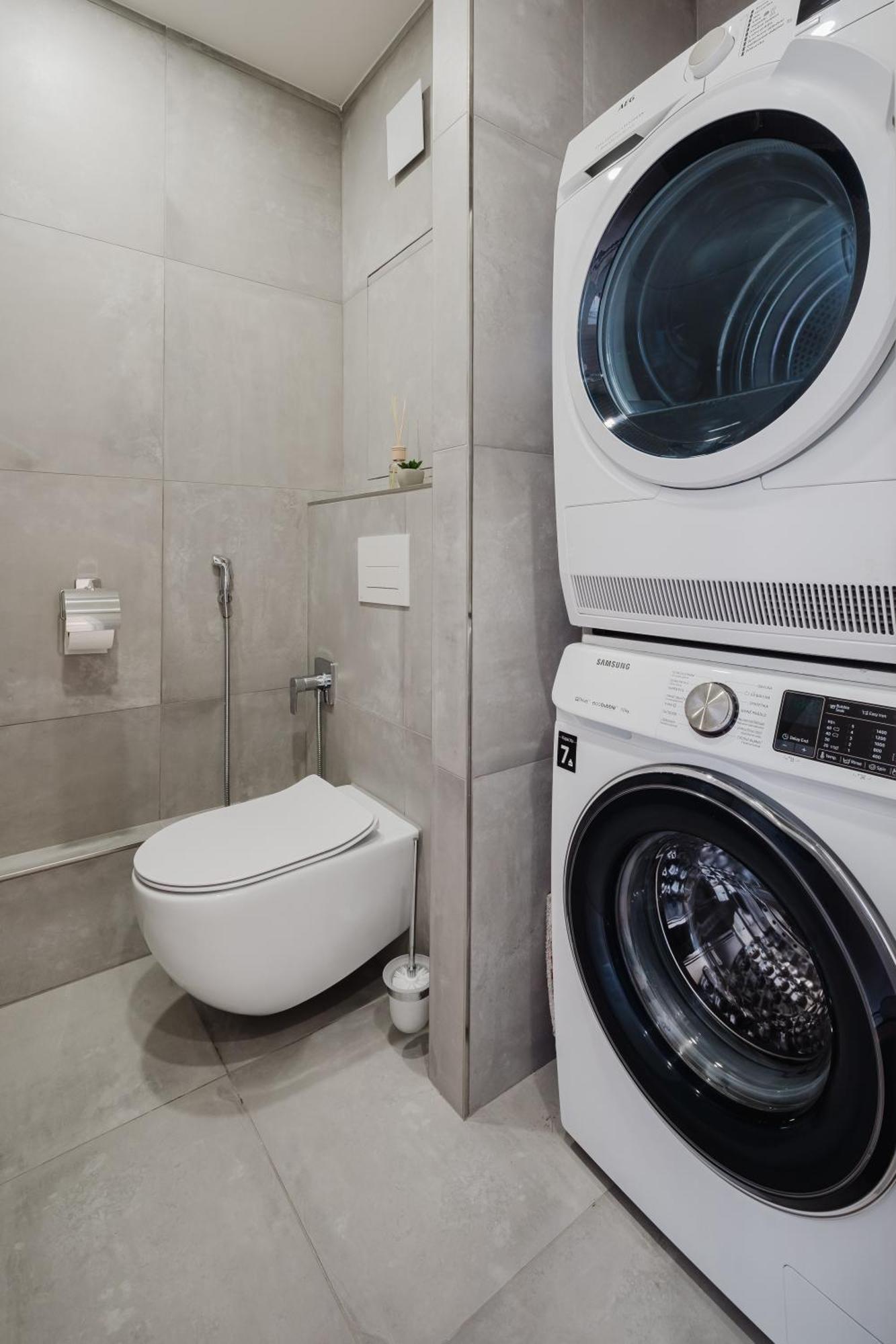 Days - 2bdr - Workspace - 200mbps Wifi Apartment Prague
