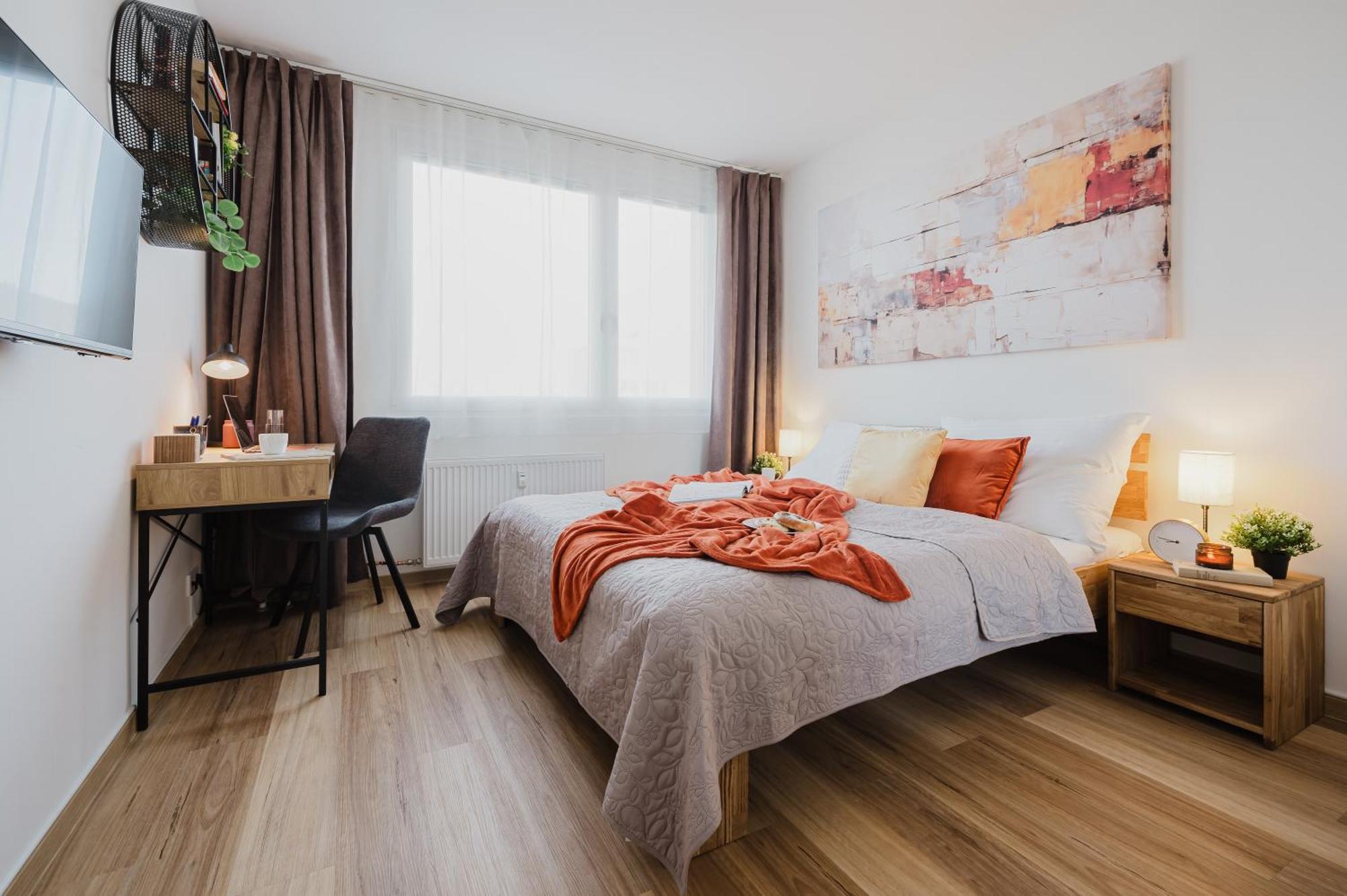 Apartment Days - 2bdr - Workspace - 200mbps Wifi Prague